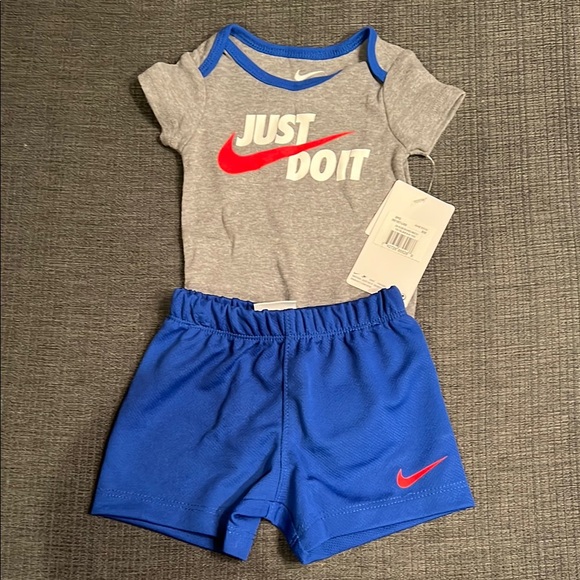 NEW NWT Nike Baby Just Do It Outfit - Picture 1 of 1
